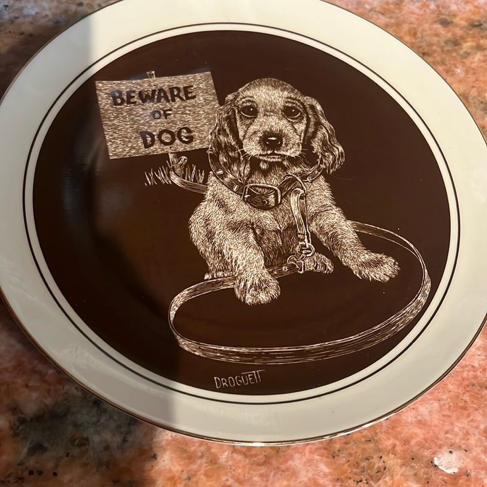 Beware of dog by DROGUETT plate number 1269 of an addition limited to 19,500